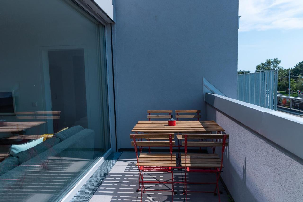 Maureen Lovely 2 Bedroom Unit With Community Pool Vienna Luaran gambar