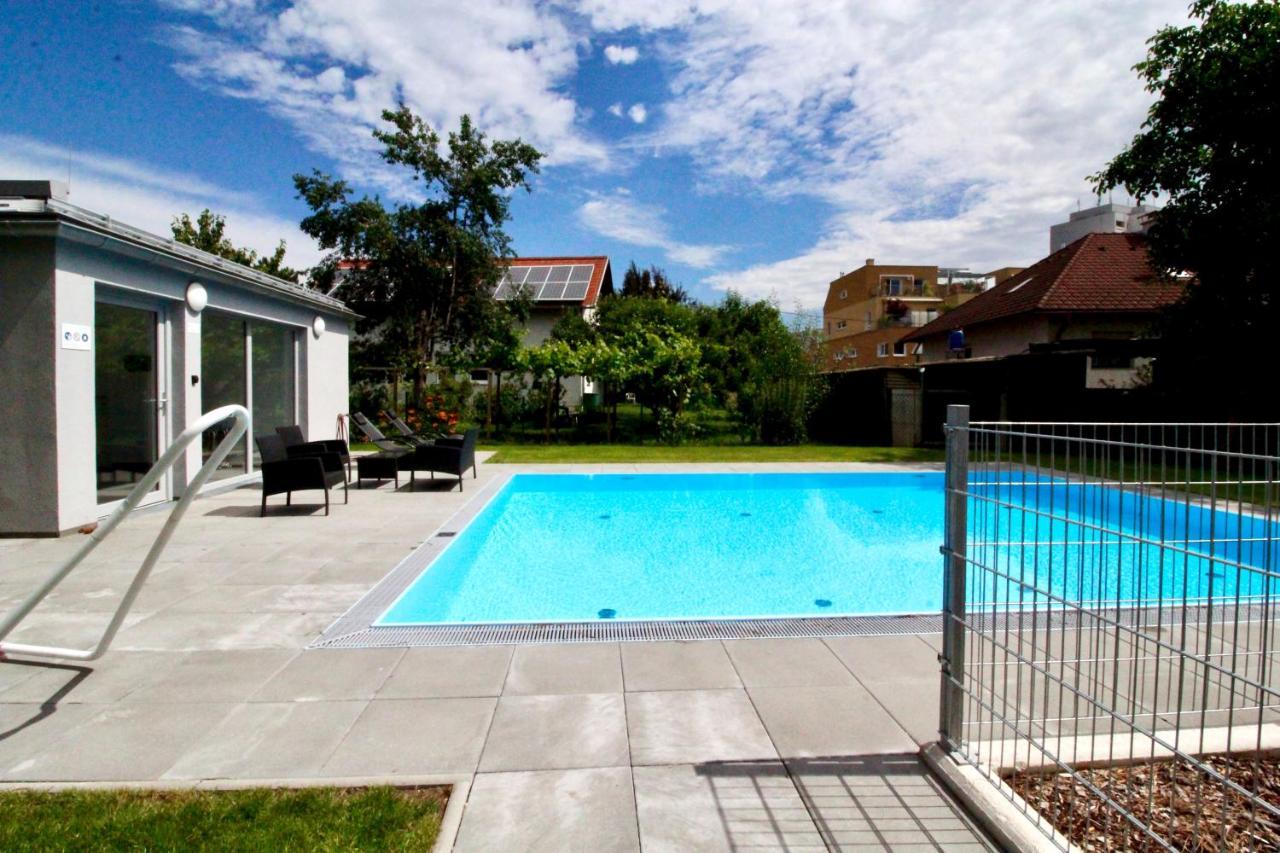 Maureen Lovely 2 Bedroom Unit With Community Pool Vienna Luaran gambar